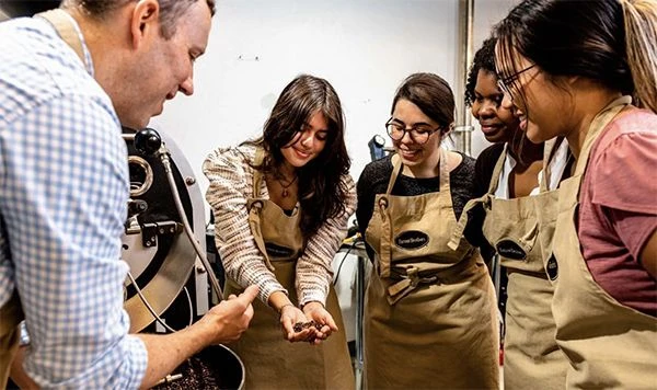 Farmer Brothers Signature Arabica (Replaces 1388) Whole Bean Coffee, 5lb Bag 4 Farmer Brothers Signature Arabica (Replaces 1388) Whole Bean Coffee, 5lb Bag - Image 4